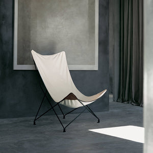 Lawrence 390 Lounge Chair